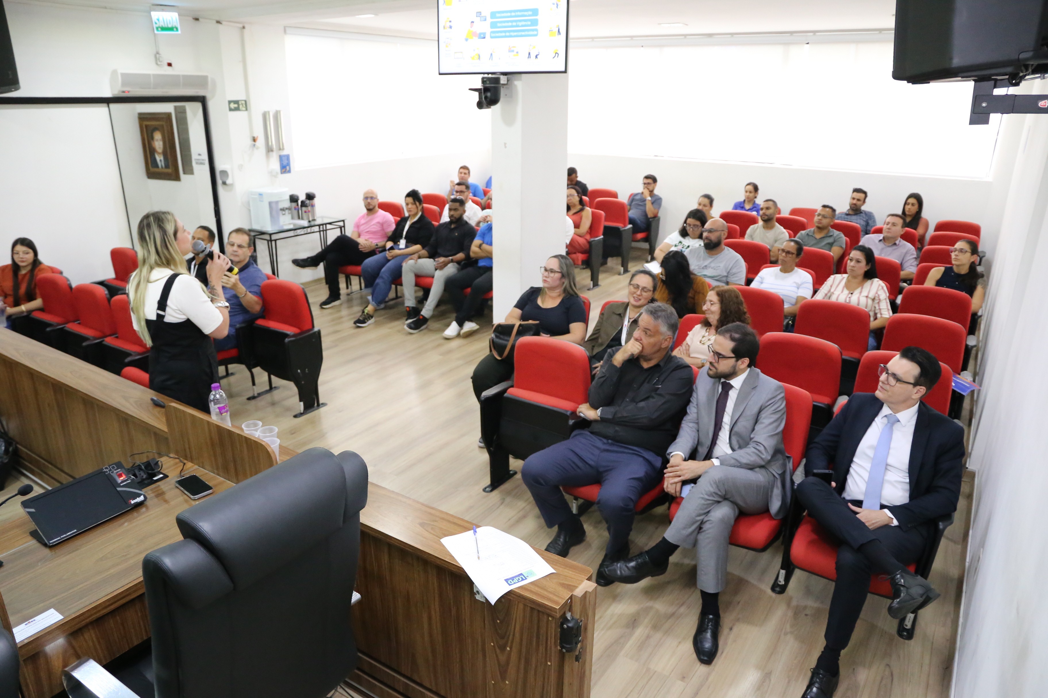 Servidores recebem treinamento sobre proteção de dados na Câmara de Sumaré