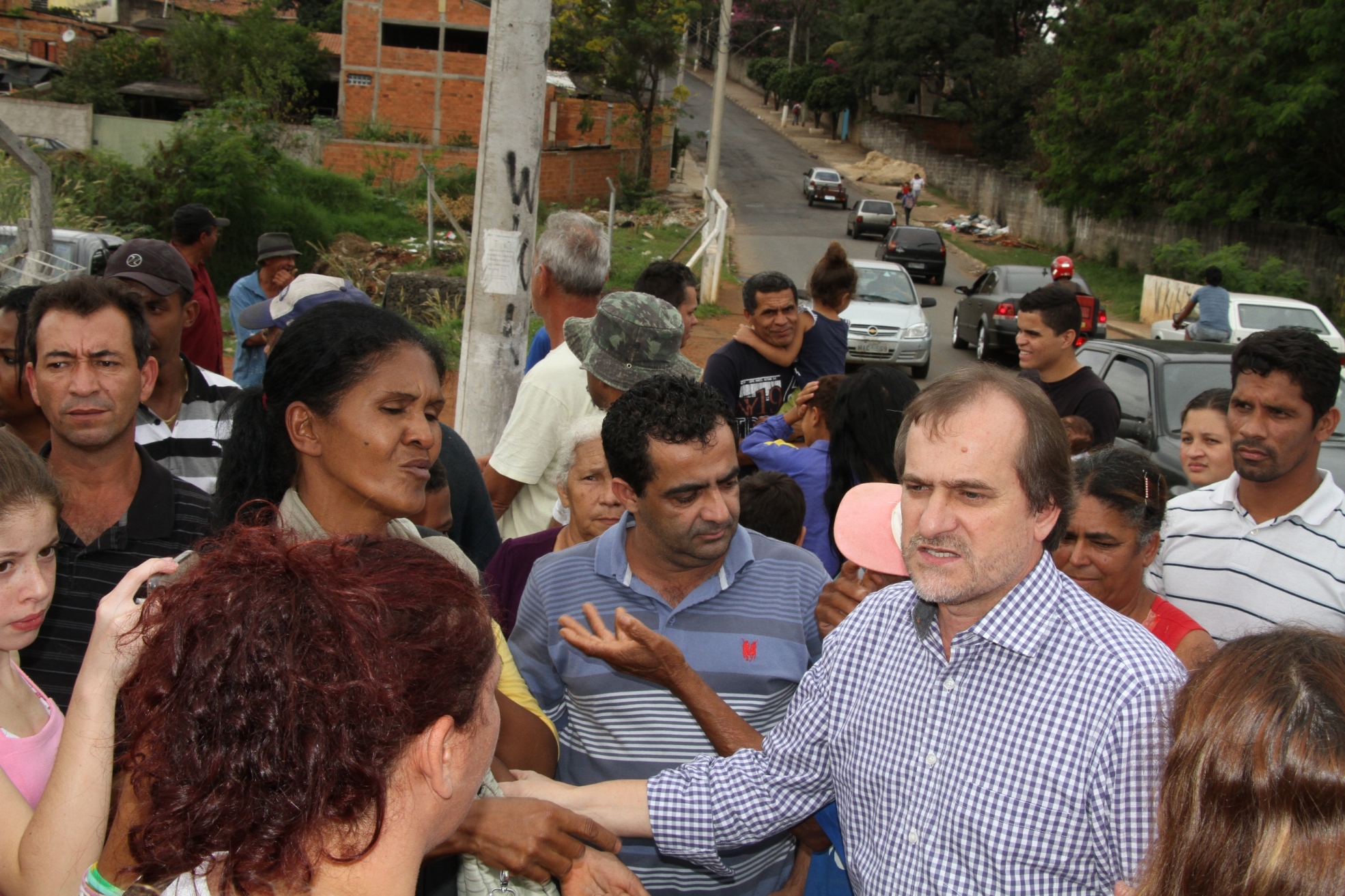 Dalben defende moradores de ter casa demolida em Sumaré