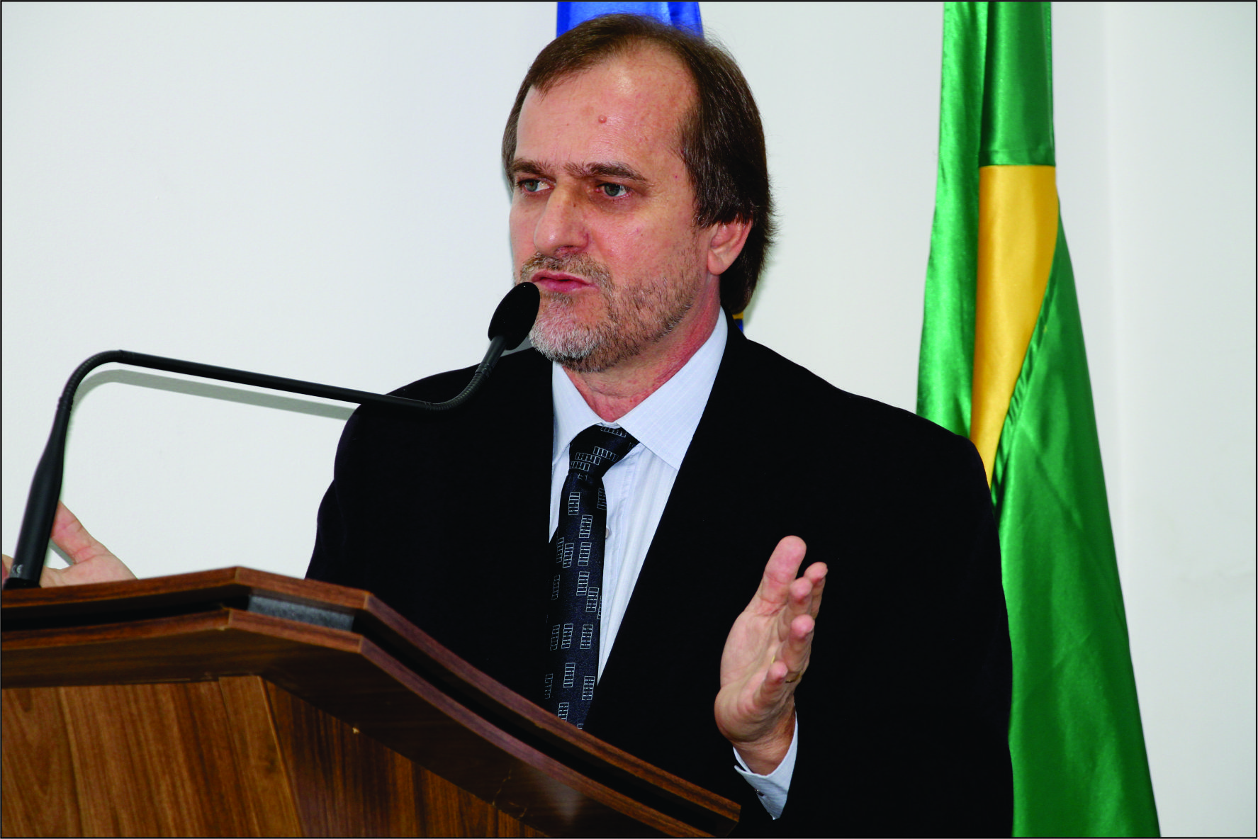 Dalben faz requerimento cobrando informações sobre a saúde de Sumaré